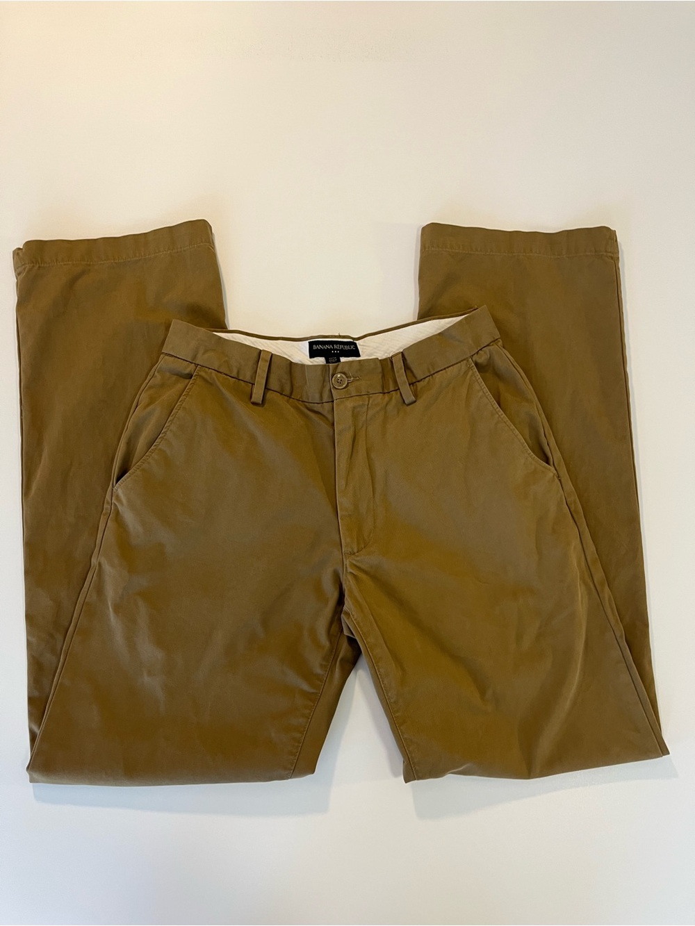 Banana Republic menโs pants flat front chino pants dark khaki 32/34